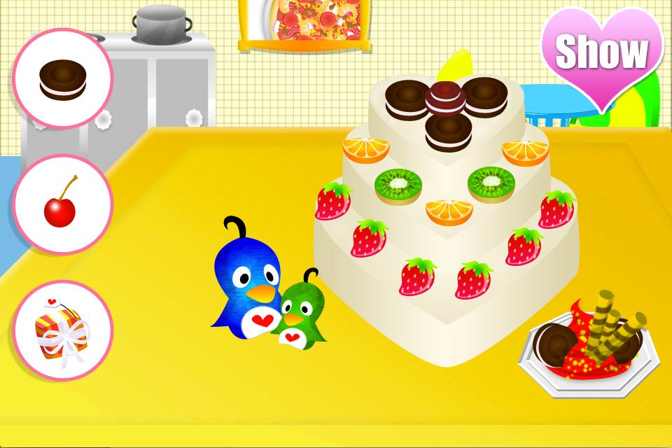 Decorate game cakes